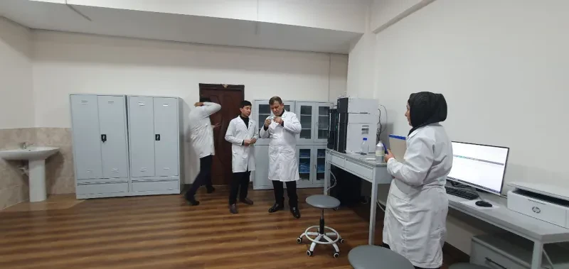 O`simliklar karantini va himoyasi ilmiy tadqiqot institutida tadqiqotlar davom etmoqda.